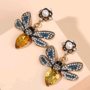 🆕 Gold Rhinestone Butterfly Earrings
